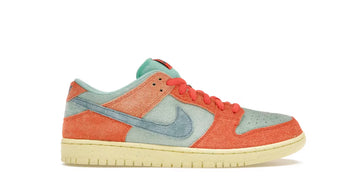 Nike SB Dunk Low “Orange Emerald Rise”