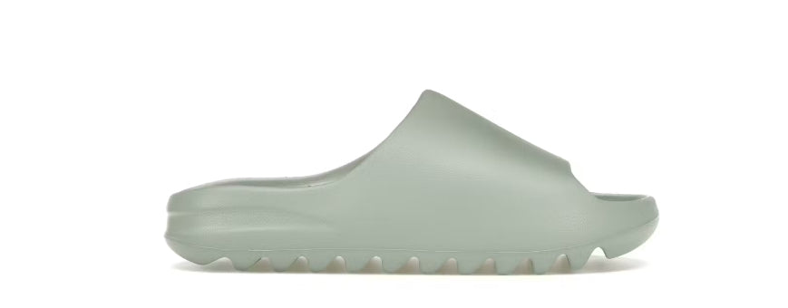 Yeezy Slide “Salt”